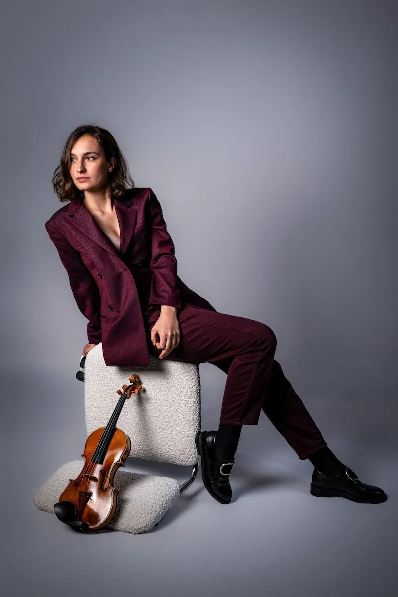 Eva Zavaro